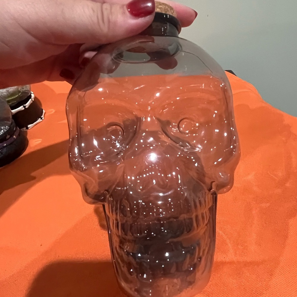 6/$25 Mystic Gray & Orange Plastic Skull with Cork Lid Set - Picture 3 of 15